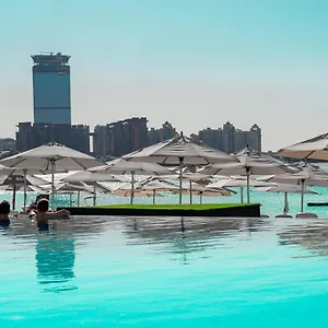 Royal And The Palm Resort